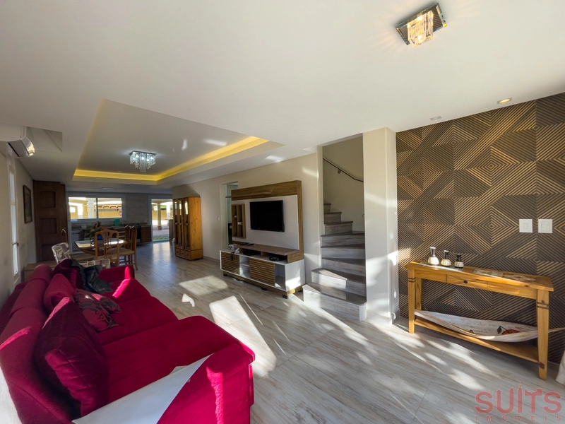 Excelente sobrado à venda no condomínio Villas Resort: 2ª foto da galeria de imagens do imóvel