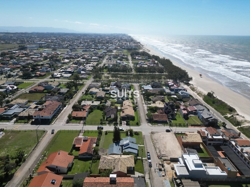 Casa térrea em 2 terrenos, à venda no centro de Xangri-lá!: 5ª foto da galeria de imagens do imóvel