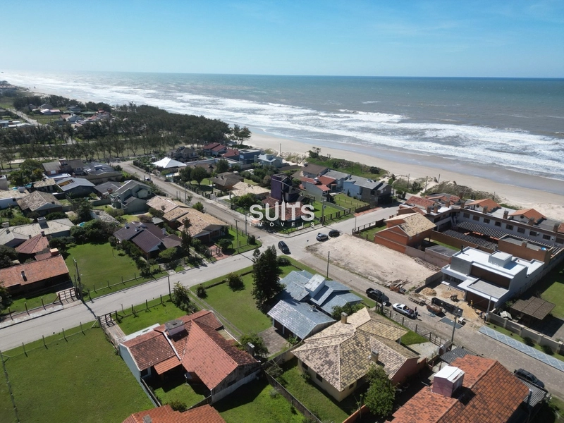 Casa térrea em 2 terrenos, à venda no centro de Xangri-lá!: 6ª foto da galeria de imagens do imóvel