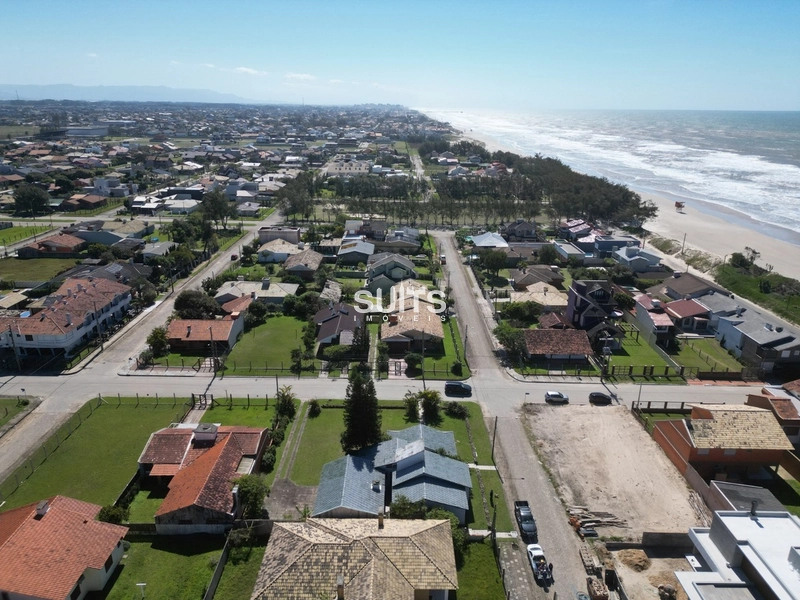 Casa térrea em 2 terrenos, à venda no centro de Xangri-lá!: 7ª foto da galeria de imagens do imóvel