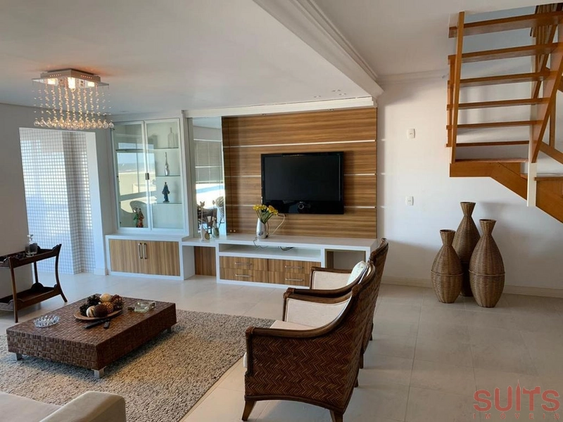 Belíssima cobertura com vista para a plataforma no Centro de Atlântida: 2ª foto da galeria de imagens do imóvel