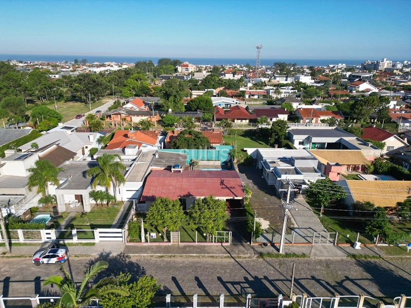 Excelente casa à venda em Atlântida : 4ª foto da galeria de imagens do imóvel