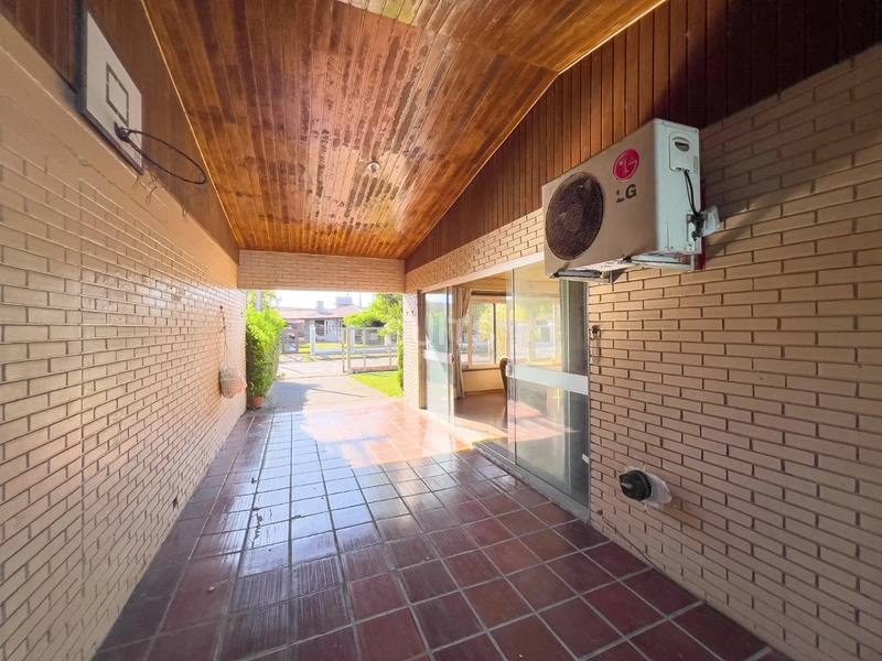 Excelente casa à venda em Atlântida : 38ª foto da galeria de imagens do imóvel