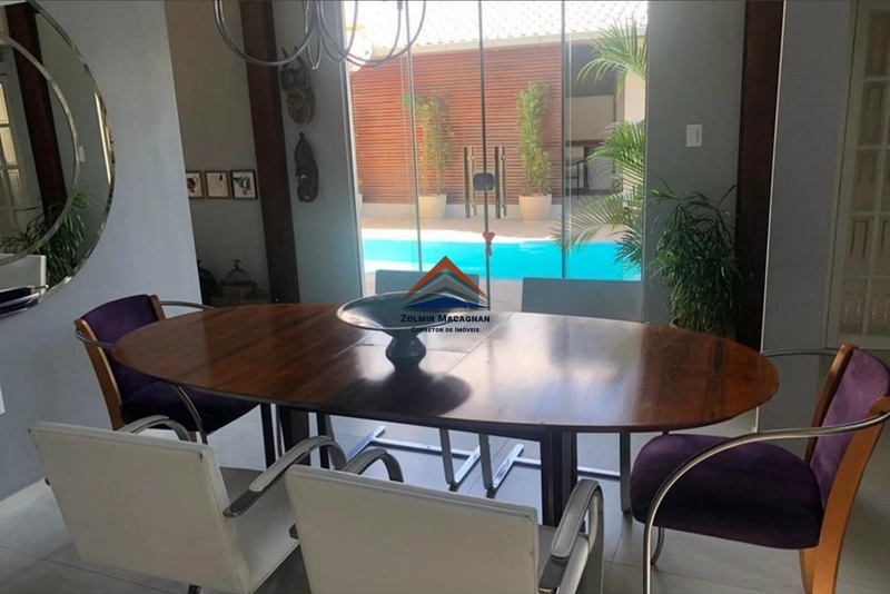 Ótima Casa à venda no Jurerê Internacional -Florianópolis: 1ª foto da galeria de imagens do imóvel