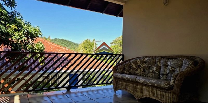 Linda Casa na Praia de Ponta das Canas - Florianópolis: 4ª foto da galeria de imagens do imóvel