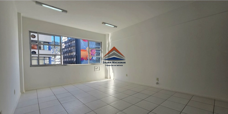 Sala Comercial no Centro de Florianópolis SC: 10ª foto da galeria de imagens do imóvel