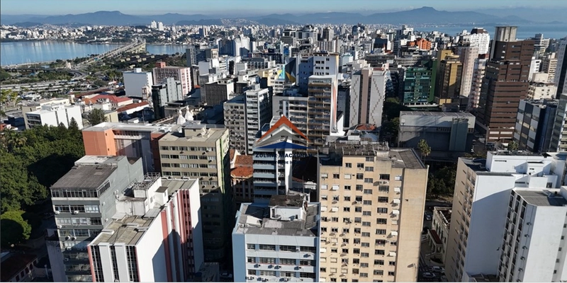 Sala Comercial no Centro de Florianópolis SC: 5ª foto da galeria de imagens do imóvel