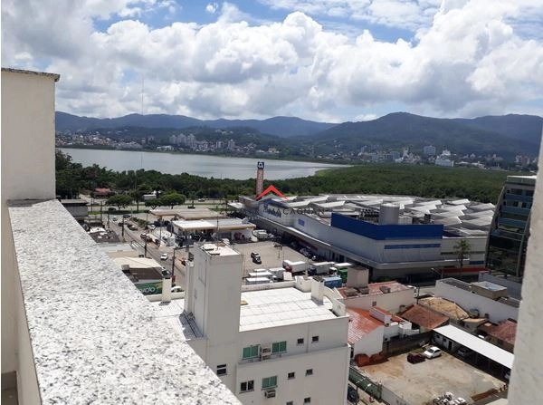 Excelente cobertura à Venda no Bairro Agronômica Florianópolis: 1ª foto da galeria de imagens do imóvel