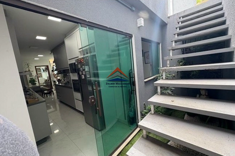 Sobrado 2 dormitórios no Bairro São João do Rio Vermelho Florianópolis: 13ª foto da galeria de imagens do imóvel