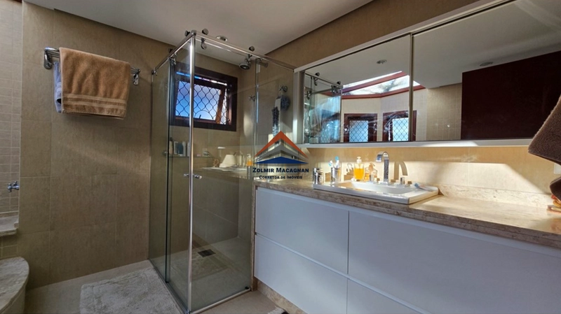 Excelente Casa  6 Suítes a Venda no Jurerê Internacional - Floripa: 3ª foto da galeria de imagens do imóvel