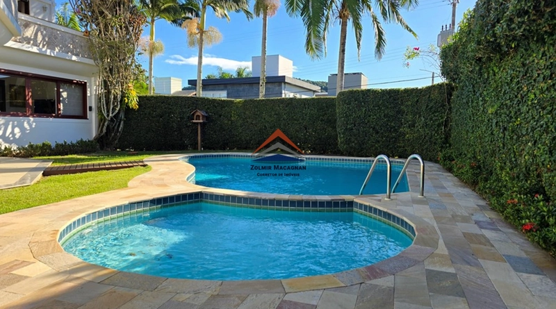 Excelente Casa  6 Suítes a Venda no Jurerê Internacional - Floripa: 49ª foto da galeria de imagens do imóvel