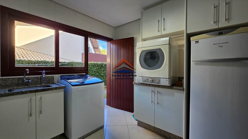 Excelente Casa  6 Suítes a Venda no Jurerê Internacional - Floripa: 33ª foto da galeria de imagens do imóvel