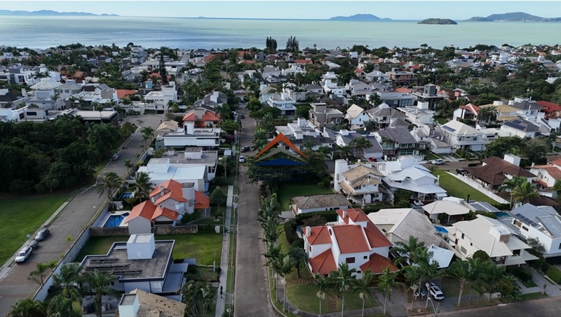 Excelente Casa  6 Suítes a Venda no Jurerê Internacional - Floripa: 24ª foto da galeria de imagens do imóvel