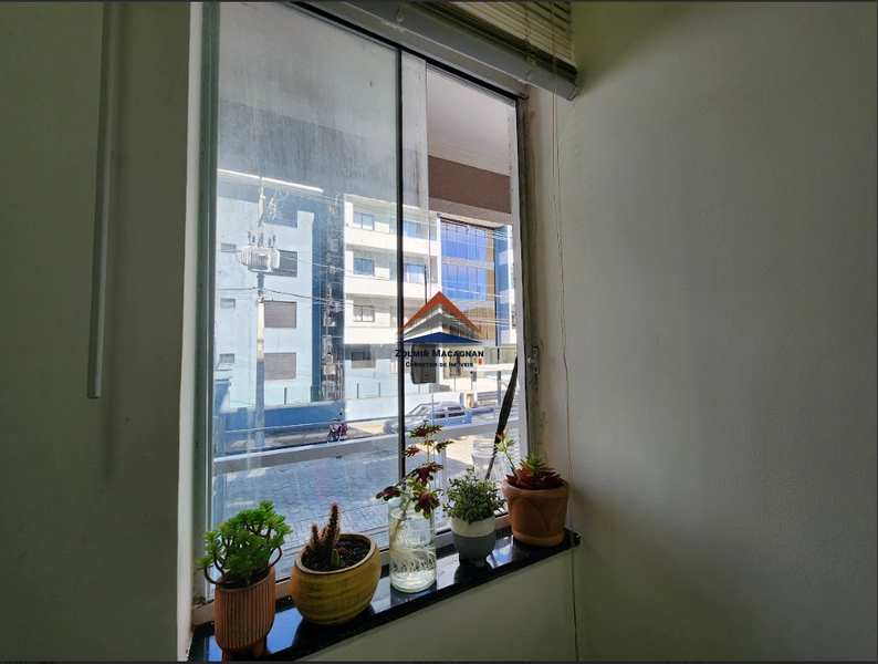 Apartamento 2 Dormitórios Próximo à Praia de Ingleses - Florianópolis: 4ª foto da galeria de imagens do imóvel