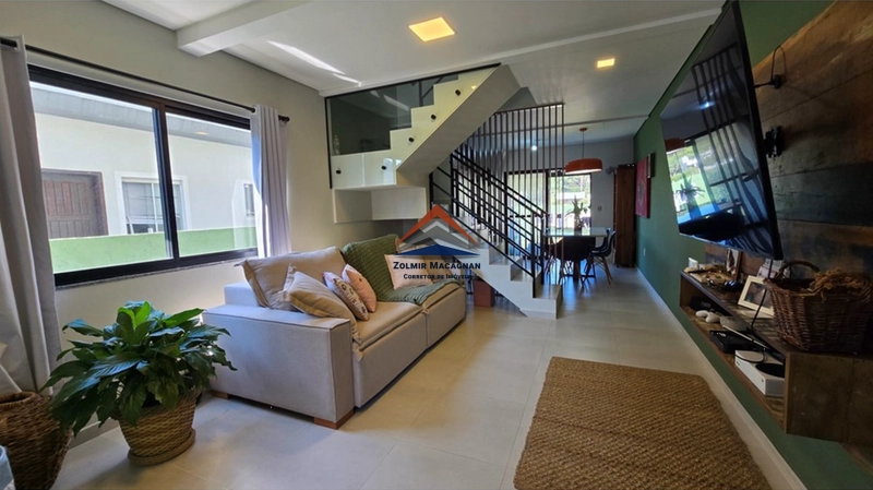 Ótimo Sobrado 2 Suítes Em São João do Rio Vemelho - Florianópolis: 23ª foto da galeria de imagens do imóvel