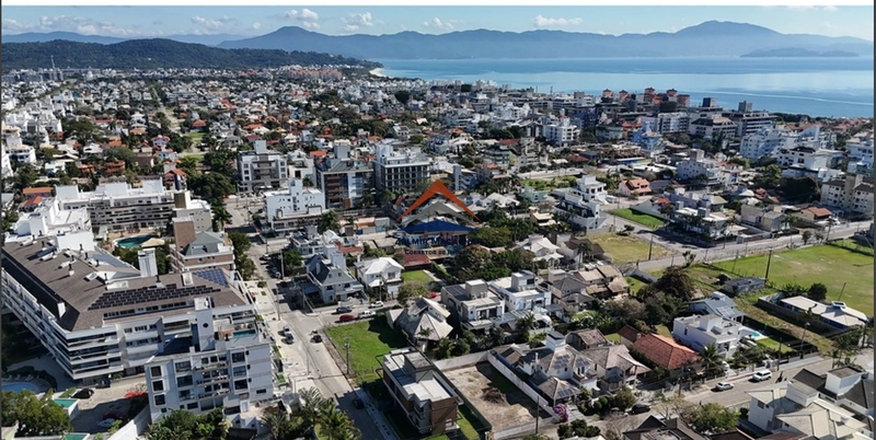 Casa Três Suítes em Jurerê - Florianópolis SC: 22ª foto da galeria de imagens do imóvel