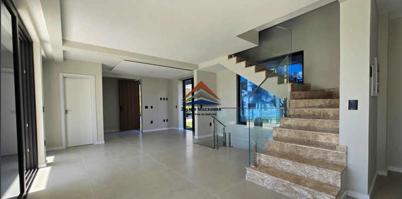 Casa Três Suítes em Jurerê - Florianópolis SC: 18ª foto da galeria de imagens do imóvel
