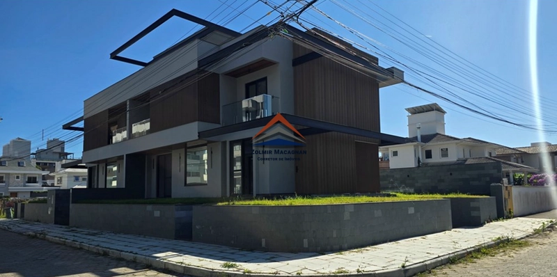 Casa Três Suítes em Jurerê - Florianópolis SC: 12ª foto da galeria de imagens do imóvel