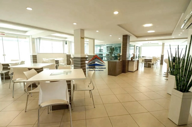Excelente Apartamento Mobiliado a 400 metros da praia -Florianópolis: 3ª foto da galeria de imagens do imóvel