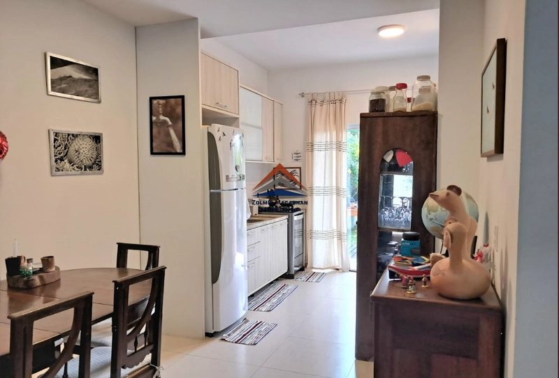 Sobrado com 2 suítes a venda no Jardim Rio Vermelho -Florianópolis: 6ª foto da galeria de imagens do imóvel