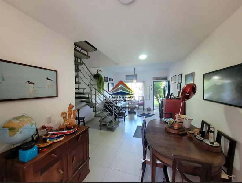 Sobrado com 2 suítes a venda no Jardim Rio Vermelho -Florianópolis: 4ª foto da galeria de imagens do imóvel