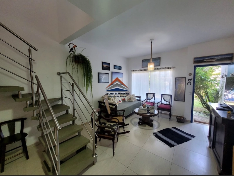 Sobrado com 2 suítes a venda no Jardim Rio Vermelho -Florianópolis: 3ª foto da galeria de imagens do imóvel