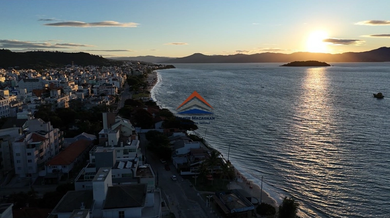 Cobertura Duplex 3 Suítes em Canasvieiras - Florianópolis: 15ª foto da galeria de imagens do imóvel