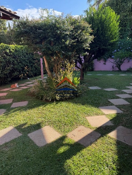 Casa Com 5 Dormitórios à Venda em Jurerê Internacional: 3ª foto da galeria de imagens do imóvel