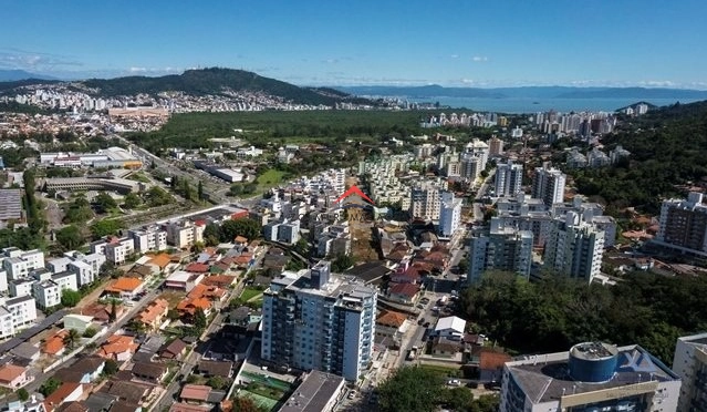 Excelente loja com 2 vagas de garagem à Venda no Bairro Trindade: 9ª foto da galeria de imagens do imóvel