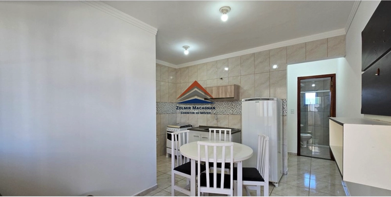 Prédio à Venda em Canasvierias - Florianópolis: 2ª foto da galeria de imagens do imóvel