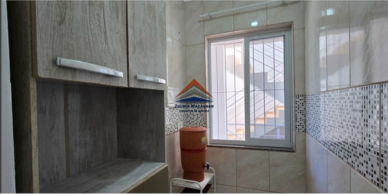 Prédio à Venda em Canasvierias - Florianópolis: 8ª foto da galeria de imagens do imóvel