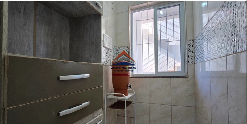 Prédio à Venda em Canasvierias - Florianópolis: 9ª foto da galeria de imagens do imóvel