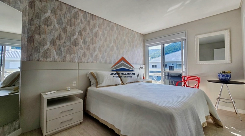 Linda Cobertura a 300 metros da Praia nos Ingleses - Florianópolis: 32ª foto da galeria de imagens do imóvel