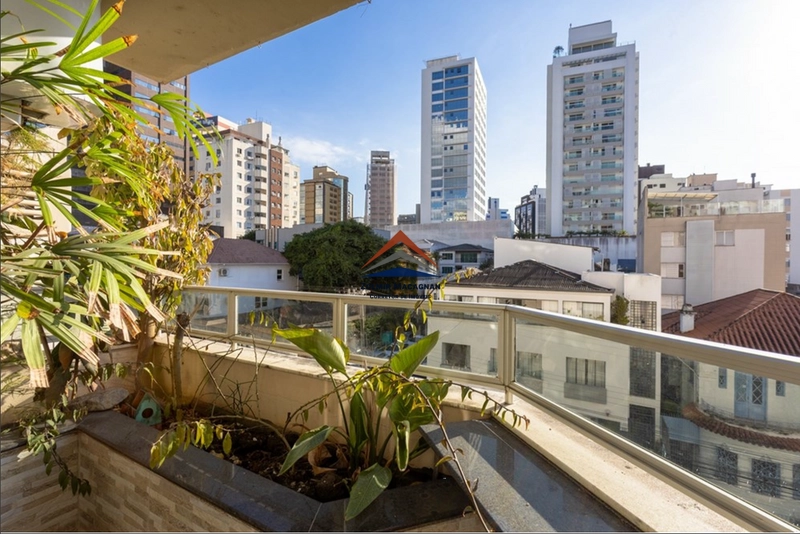 Apartamento 4 Dormnitórios no Centro de Florianópolis: 17ª foto da galeria de imagens do imóvel