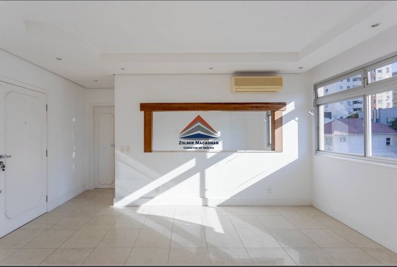 Apartamento 4 Dormnitórios no Centro de Florianópolis: 27ª foto da galeria de imagens do imóvel