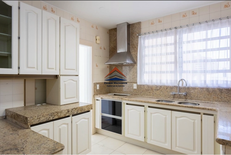 Apartamento 4 Dormnitórios no Centro de Florianópolis: 10ª foto da galeria de imagens do imóvel