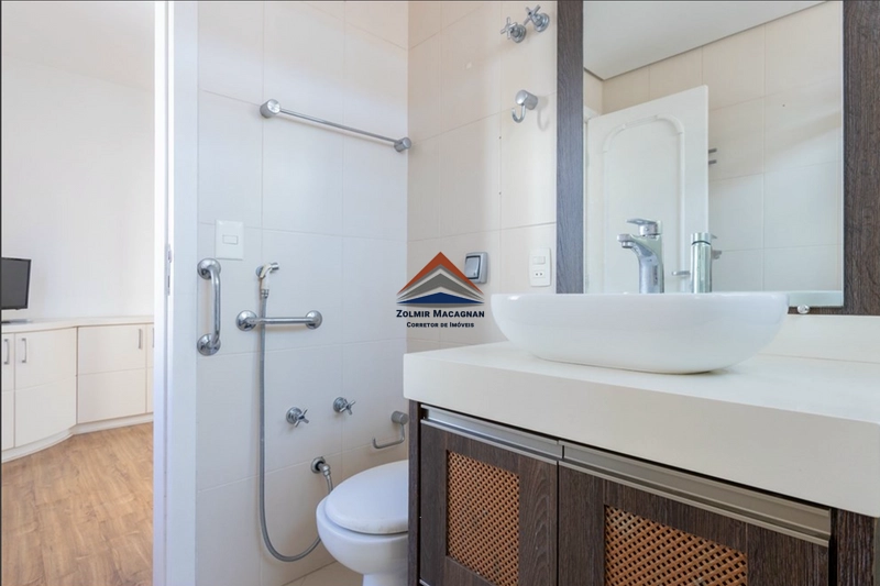 Apartamento 4 Dormnitórios no Centro de Florianópolis: 14ª foto da galeria de imagens do imóvel