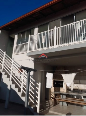 Casa com vista para o Mar à Venda no Ribeirão da Ilha em Florianópolis: 2ª foto da galeria de imagens do imóvel