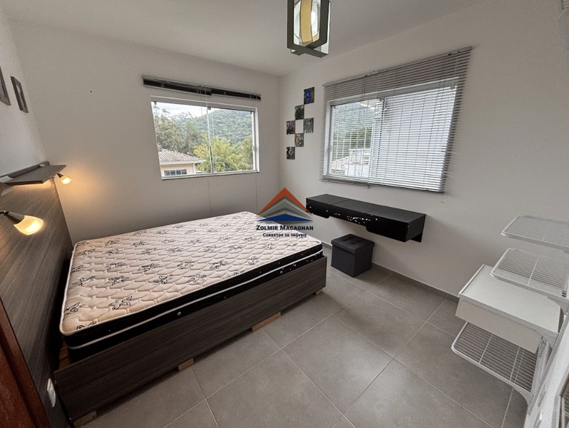 Casa 3 Suítes Com Vista Para o Mar a Venda em Sambaqui - Florianópolis: 22ª foto da galeria de imagens do imóvel