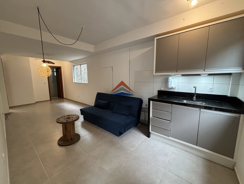 Casa 3 Suítes Com Vista Para o Mar a Venda em Sambaqui - Florianópolis: 39ª foto da galeria de imagens do imóvel