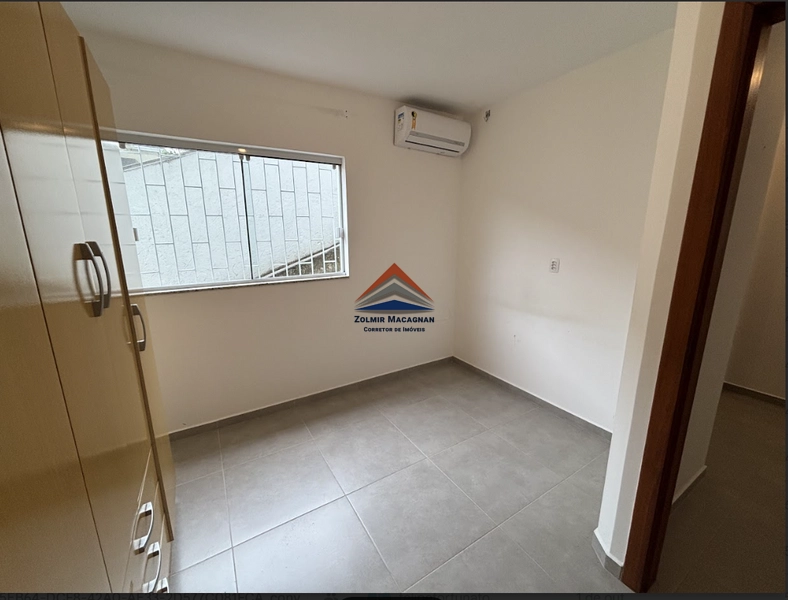 Casa 3 Suítes Com Vista Para o Mar a Venda em Sambaqui - Florianópolis: 50ª foto da galeria de imagens do imóvel