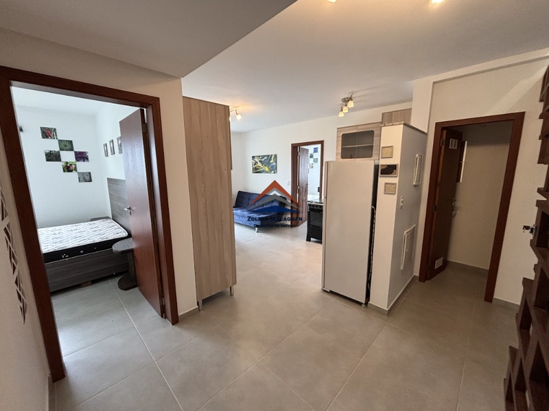 Casa 3 Suítes Com Vista Para o Mar a Venda em Sambaqui - Florianópolis: 4ª foto da galeria de imagens do imóvel