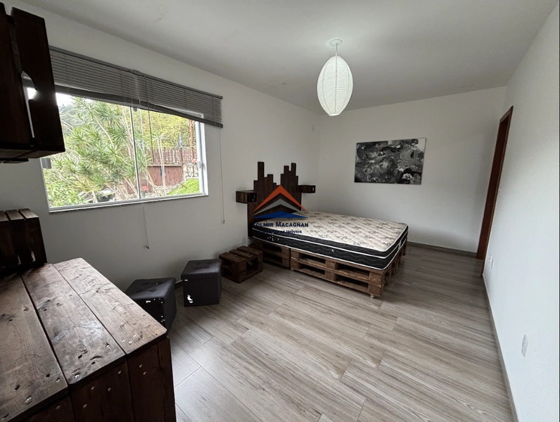 Casa 3 Suítes Com Vista Para o Mar a Venda em Sambaqui - Florianópolis: 13ª foto da galeria de imagens do imóvel