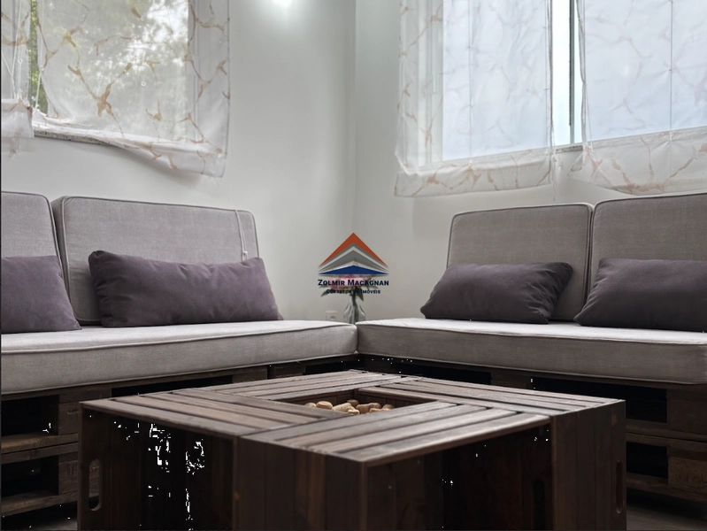 Casa 3 Suítes Com Vista Para o Mar a Venda em Sambaqui - Florianópolis: 3ª foto da galeria de imagens do imóvel