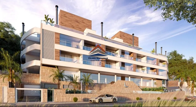 Oportunidade em Jurerê - 4 Suítes com Preço Imbatível: 1ª foto da galeria de imagens do imóvel