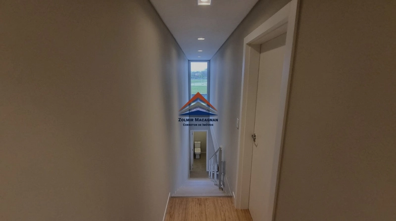 Casa 3 Dormitórios à Venda  à 300 metros da praia do Campeche: 27ª foto da galeria de imagens do imóvel