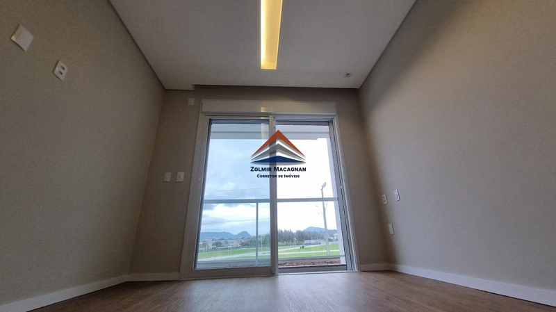 Casa 3 Dormitórios à Venda  à 300 metros da praia do Campeche: 20ª foto da galeria de imagens do imóvel