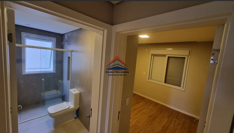 Casa 3 Dormitórios à Venda  à 300 metros da praia do Campeche: 25ª foto da galeria de imagens do imóvel