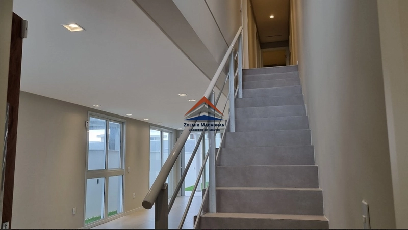 Casa 3 Dormitórios à Venda  à 300 metros da praia do Campeche: 28ª foto da galeria de imagens do imóvel