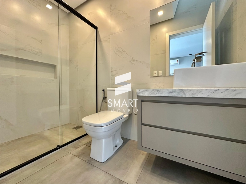 Sobrado de Alto Padrão à Beira do Lago no Sea Coast – Exclusividade, Design e Sofisticação!: 42ª foto da galeria de imagens do imóvel